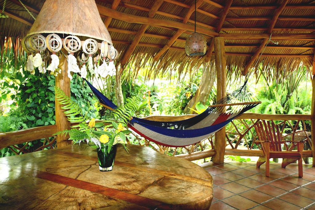 Hotel La Costa De Papito Puerto Viejo de Talamanca Екстер'єр фото