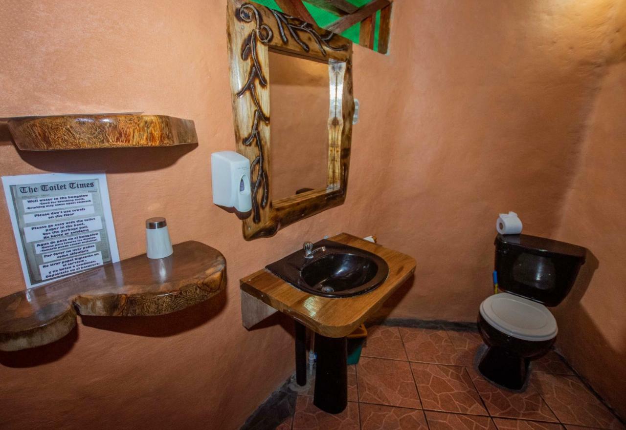 Hotel La Costa De Papito Puerto Viejo de Talamanca Екстер'єр фото