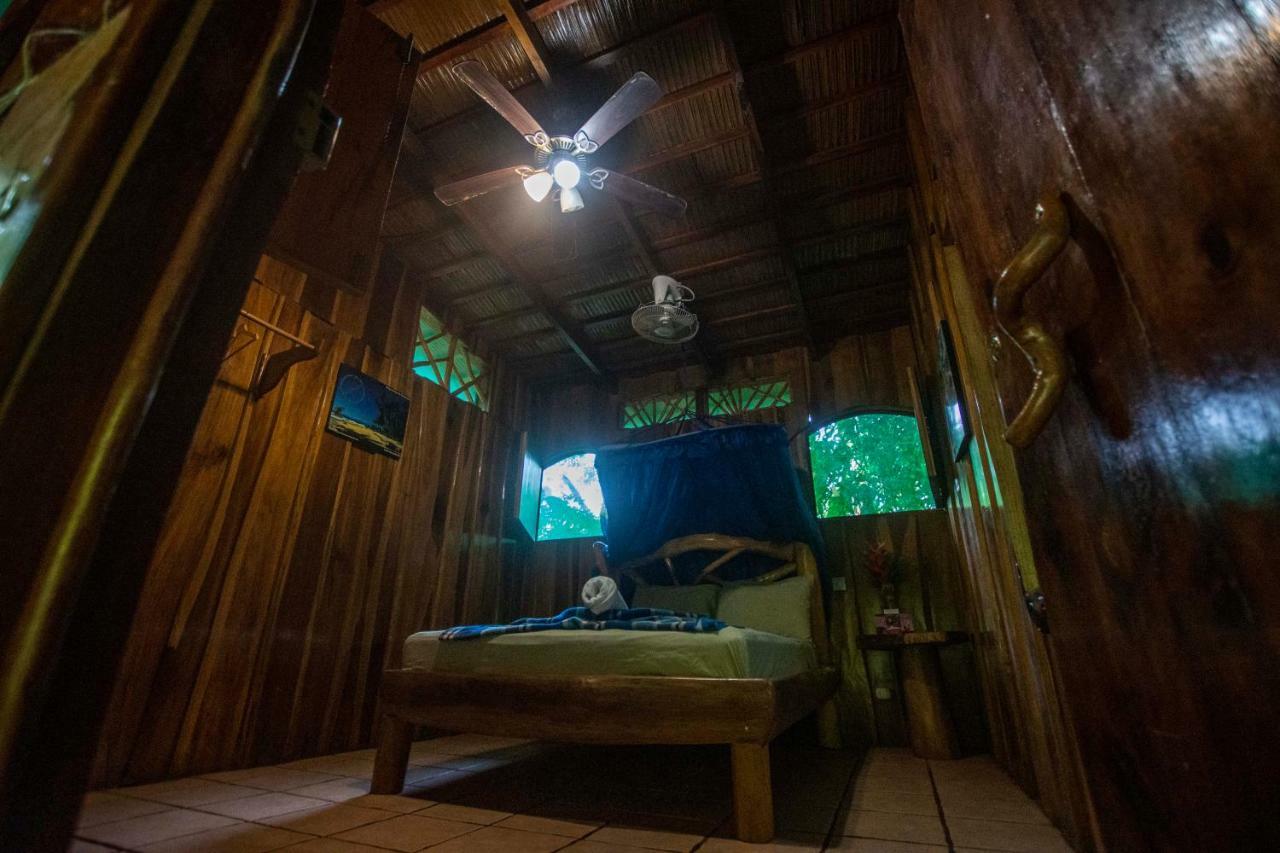 Hotel La Costa De Papito Puerto Viejo de Talamanca Екстер'єр фото